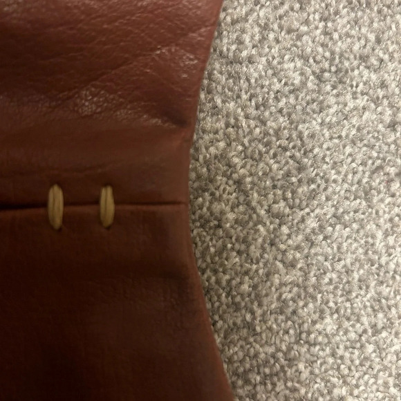49 square miles  large bag beautiful leather pristine new condition used under 5 - Picture 6 of 16